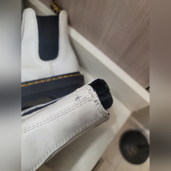 Dr. Martens Black Quad Boots - Picture 12 of 13